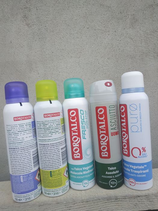Deodorant spray Borotalco original.