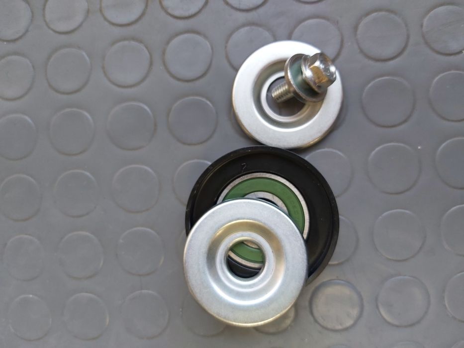 Ролка паразитна аксесоарен ремък Дачия/Рено