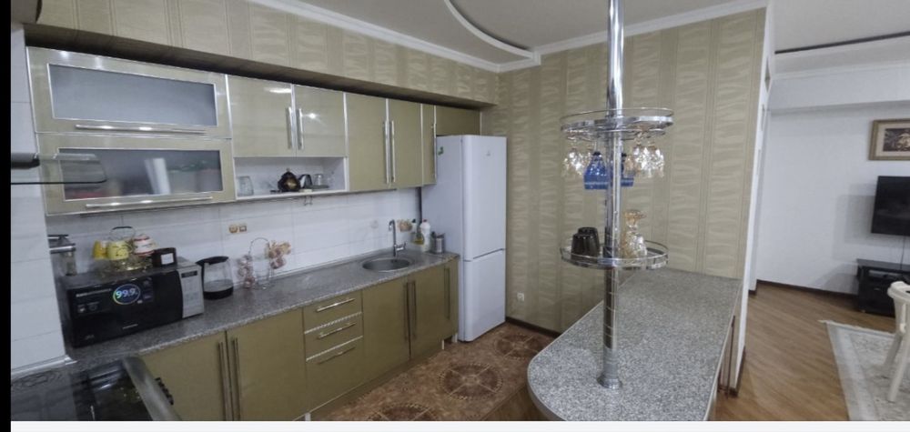 Arenda Навоий куча  метро Алай бозор Йигитларга