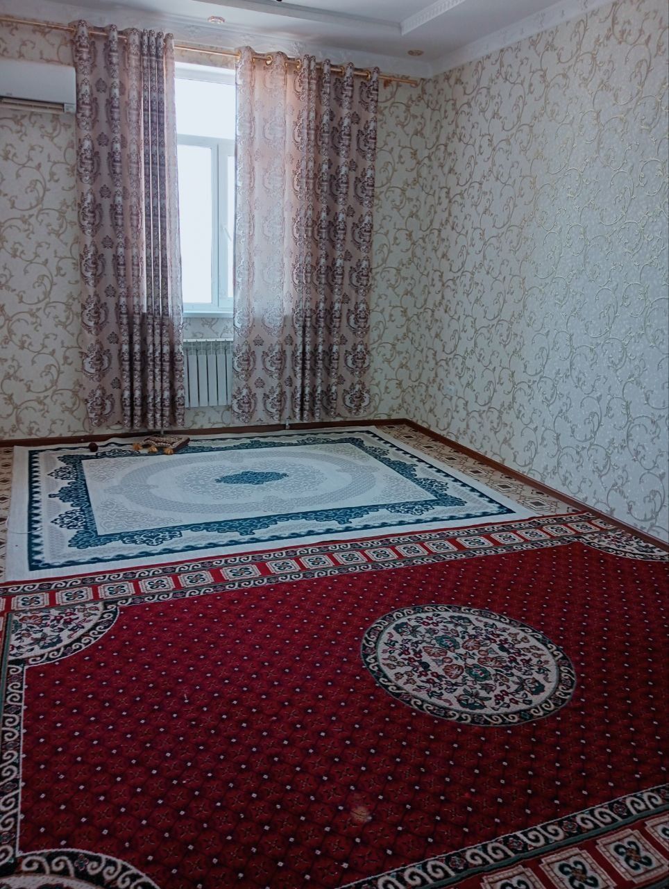 Нукус центра квартира сатылады