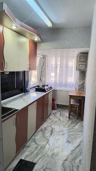 Închiriez garsoniera, Oradea, Rogerius.