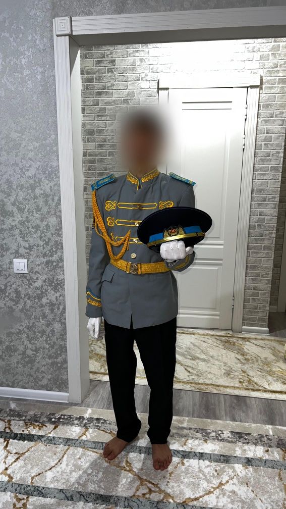 Продам парадную форму ЖАСУЛАН  в комплекте за 15 тысяч