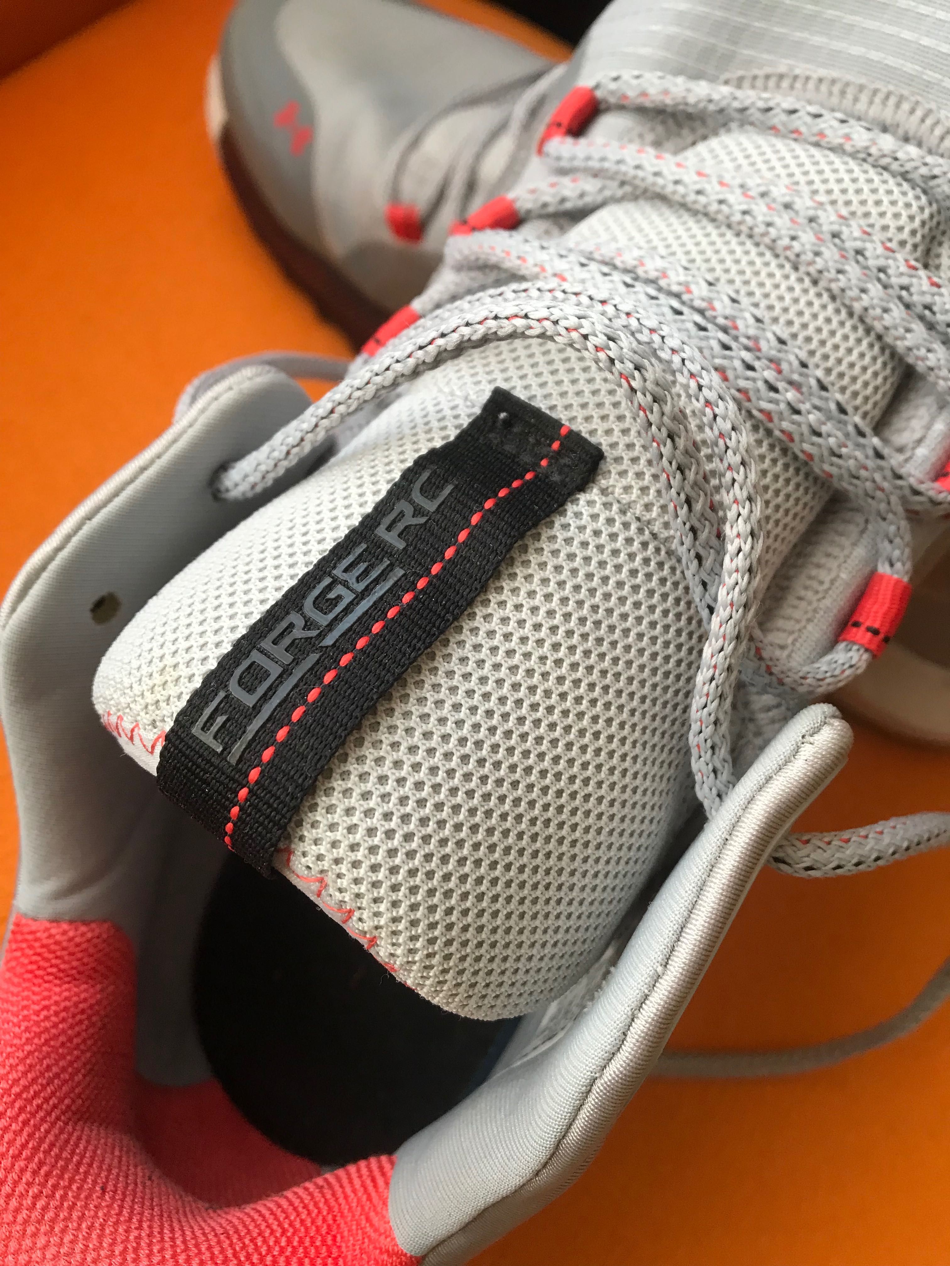 UNDER Armour уникални
