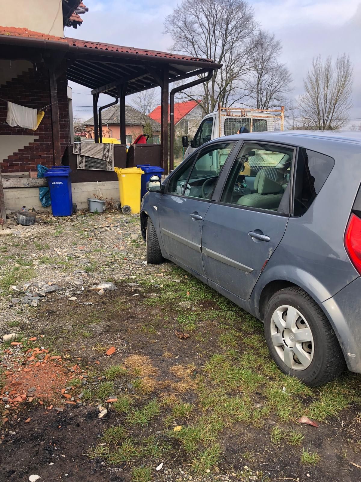 Renault Scenic 2 avariat