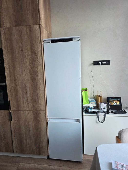 Продам холодильник Grand