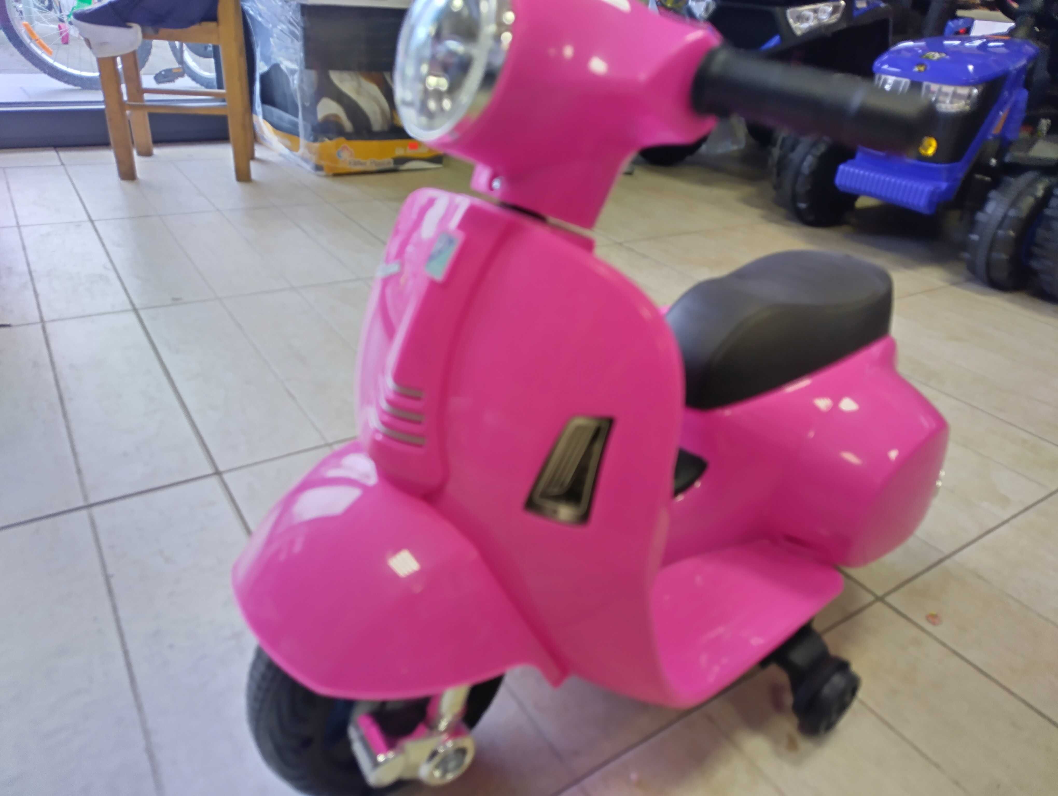 VESPA Акумулаторен мотор Vespa GTS Sport