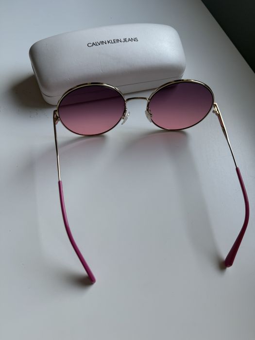 Слънчеви очила на Calvin Klein Jeans