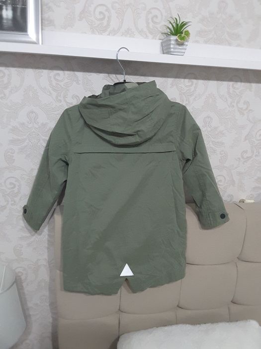 Vand geaca de primăvară tomna