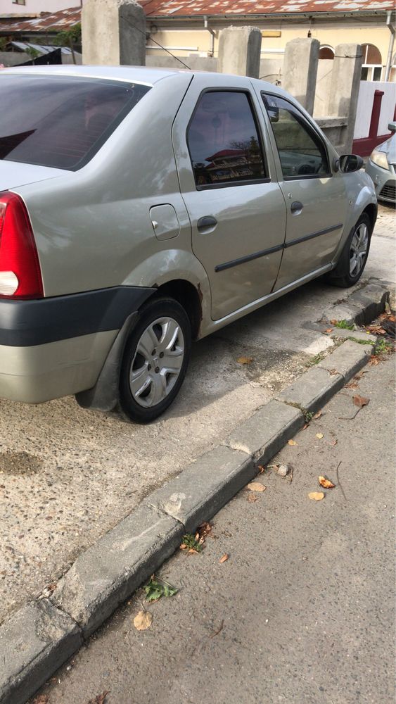 Vand dacia logan