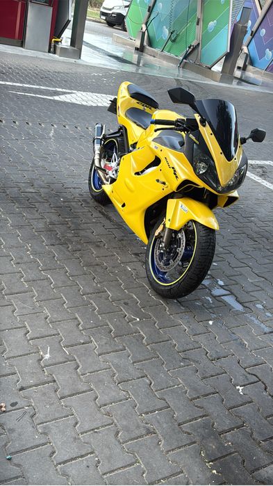 Honda Cbr F4i an fabricatie 2002