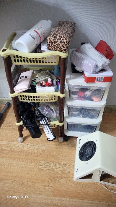 Продам всё для маникюра