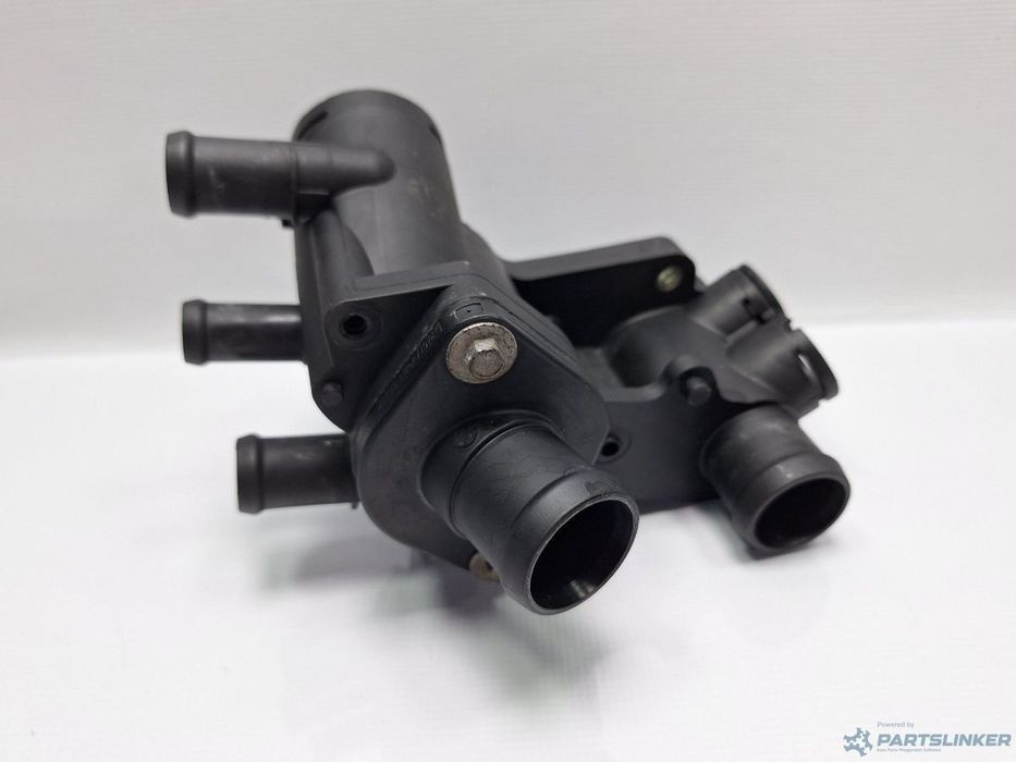 Carcasa termostat SKODA OCTAVIA (1U2) [ 1996 - 2010 ] 16V (AXP, BCA) 55KW|75HP OEM 032121111BA
