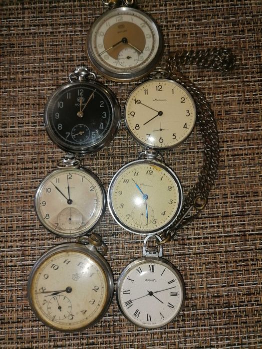 Лот от стари джобни часовници