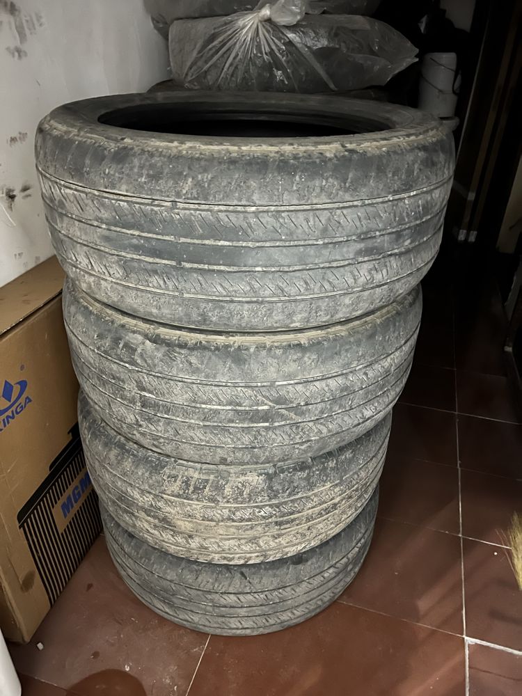 285/50/20 летние шины DUNLOP