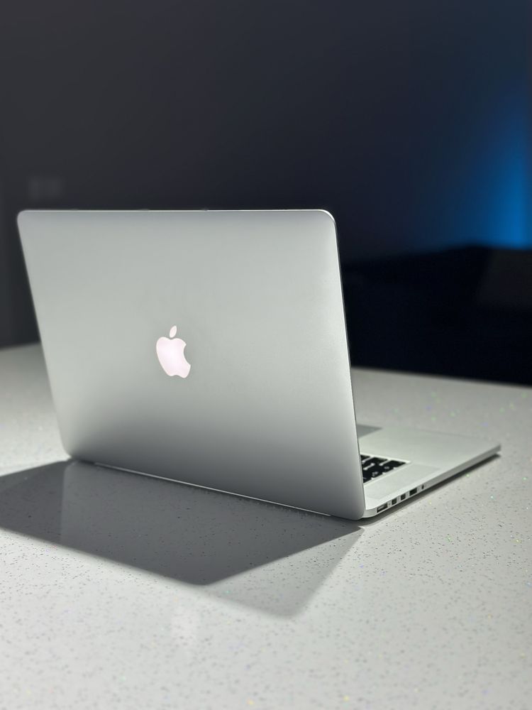 Продается i7 MacBook Pro 2014, SSD 256 ГБ, ОЗУ 16 ГБ