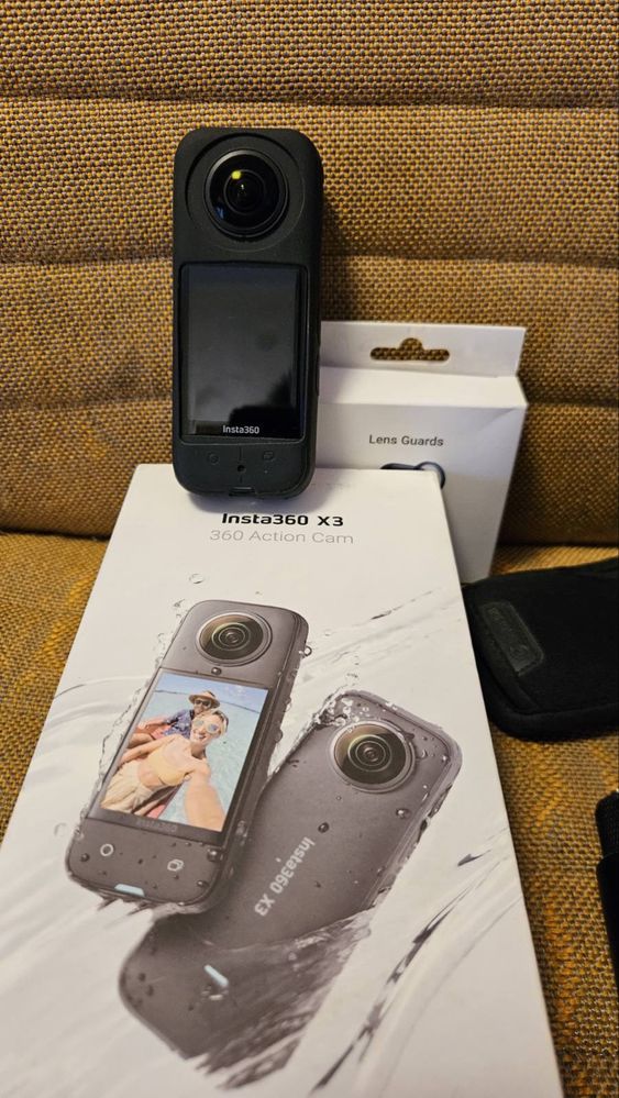 Insta 360 X3  + Аксесоари