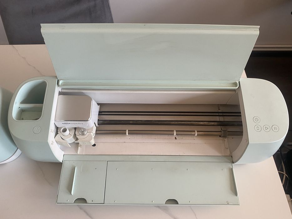 Cricut explore 2 si 3