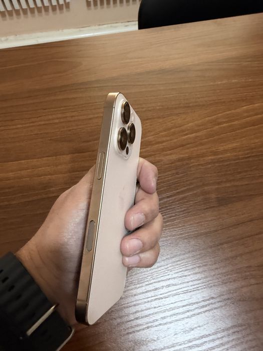 Iphone 16 pro 256gb  91% battery sim/esim