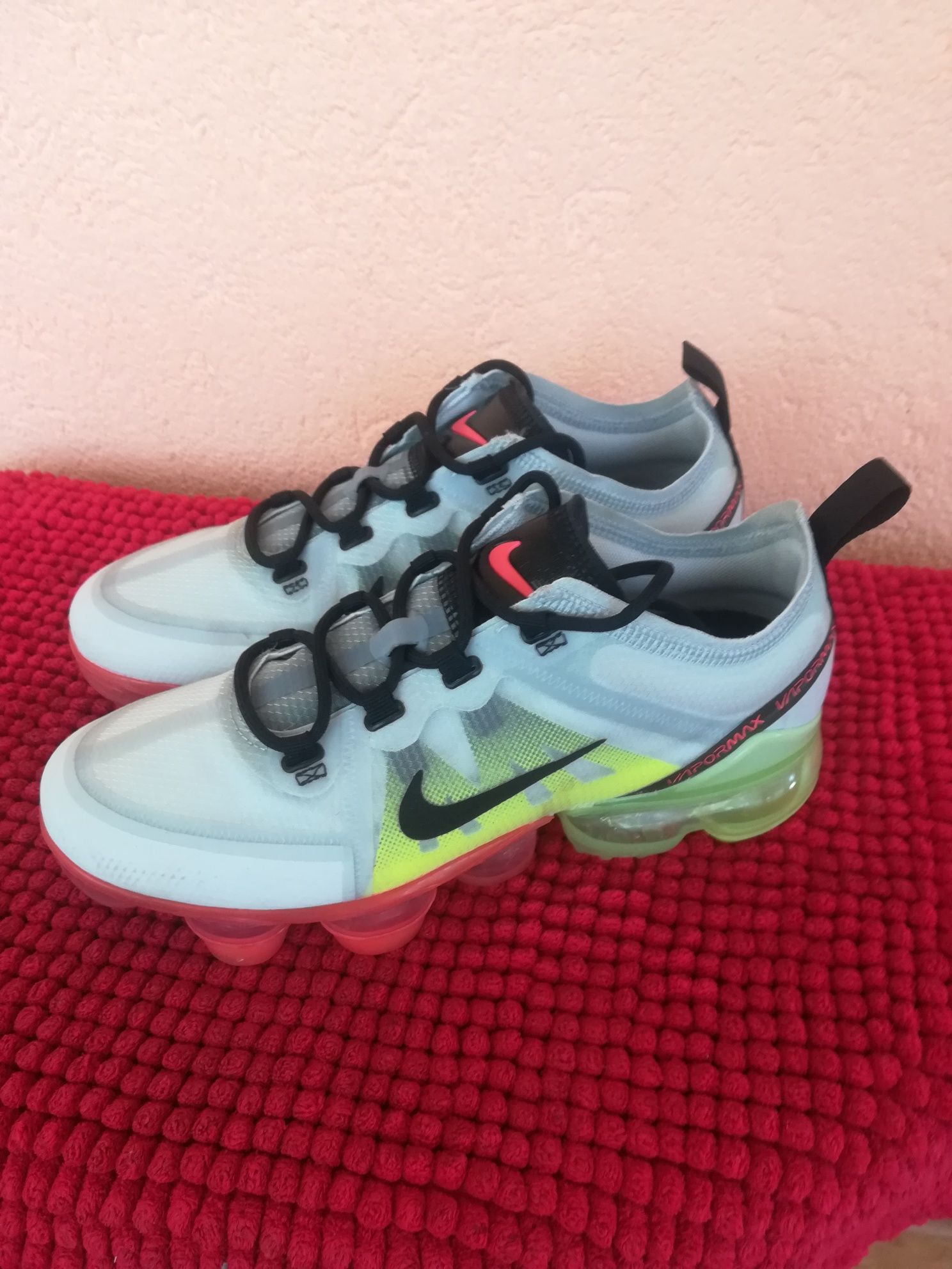 Adidași Nike Vapormax nr 38,5 dama