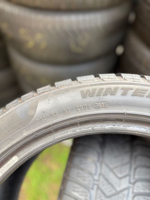 205 50 17 Anvelope Pirelli, stare foarte bună! Profil 5.5 mm