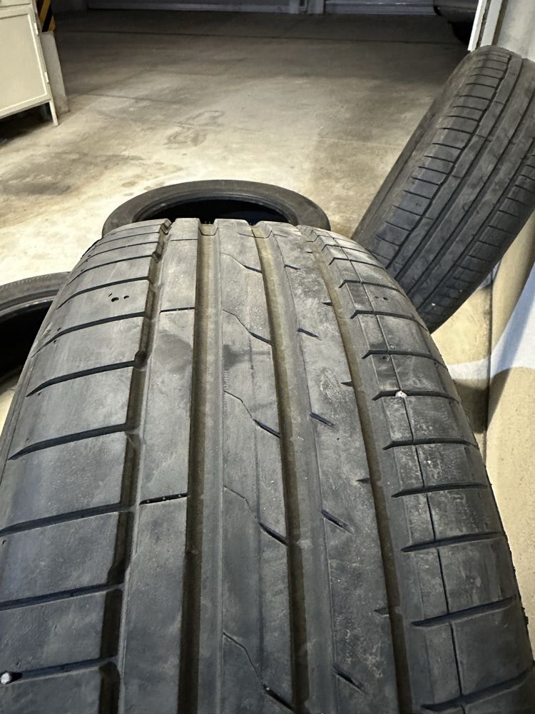 Летни гуми Hankook Ventus S1 evo3 235/55/19 DOT 1624 и 0824