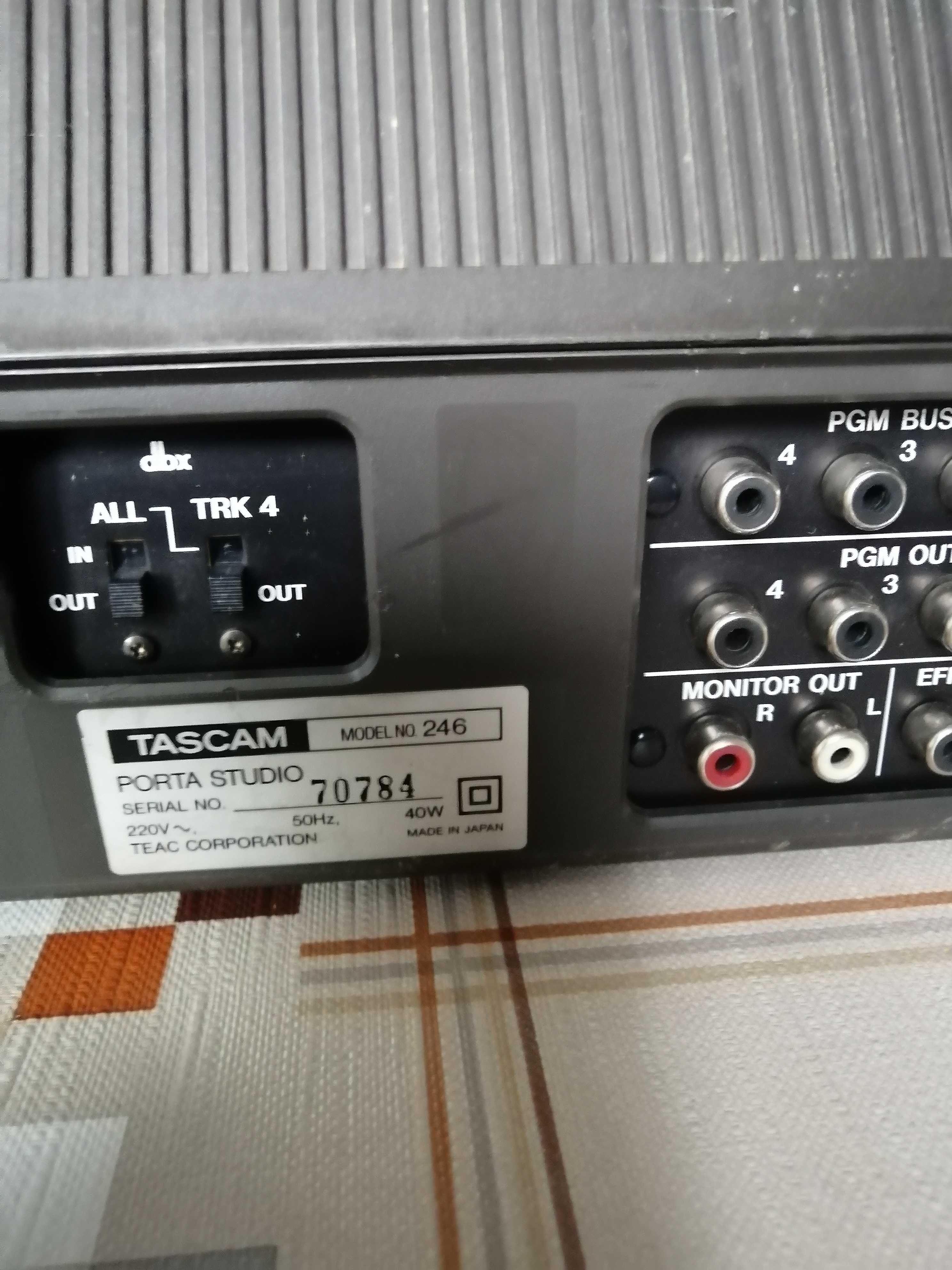 Дек Tascam 246...