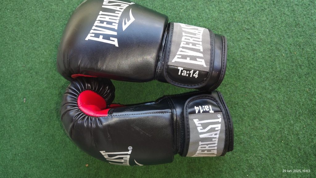 Mănuși de box protectie