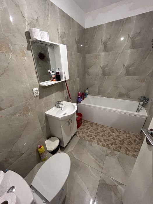 vanzare apartament 3 camere zona valeni real resort