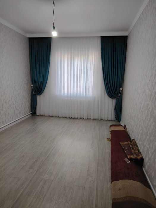 Срочно продаётся дом двух этаж-й в Янги Ташкент ховли сотилади 6 сотох