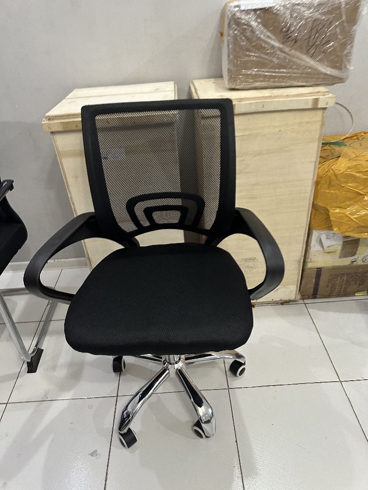 Office chair 390 000
Оптом 35$
Kreslo Solo Hrome
Setkali kreslo
Baland