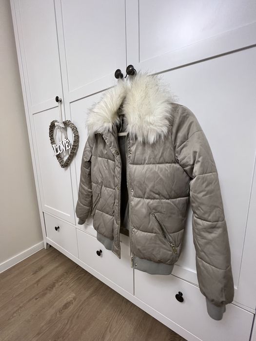 Яке River Island