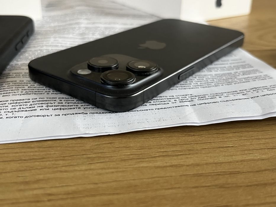 Бартер гаранционен iPhone 15 pro 256gb black