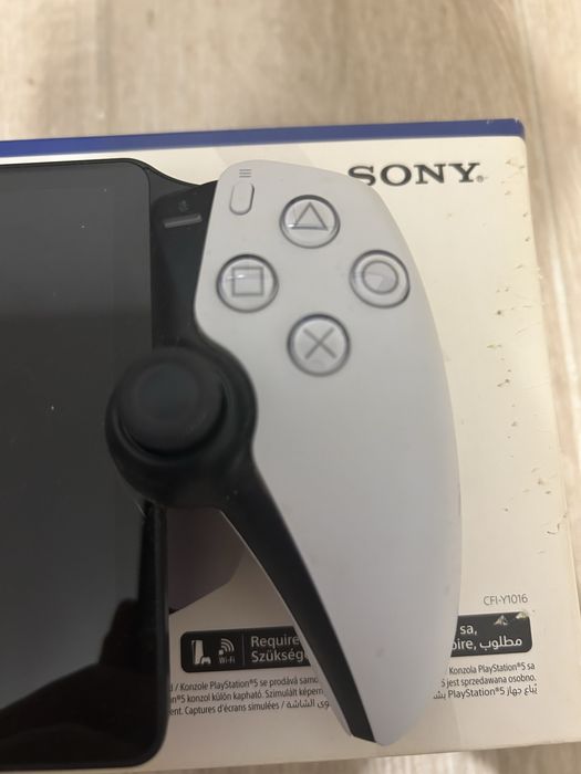 PlayStation Portal PS5 – Ca Nou, Folosit 2 Ori, Cutie Originală