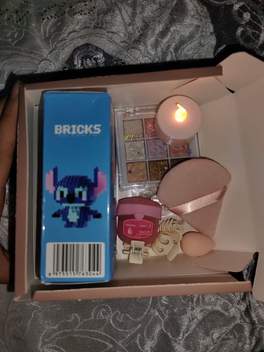 боксы подарочные, 2 варианта