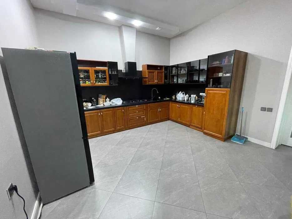 Сдается Евро Дом | 8 сот - 760 м2 | Саракулька | House for Rent
