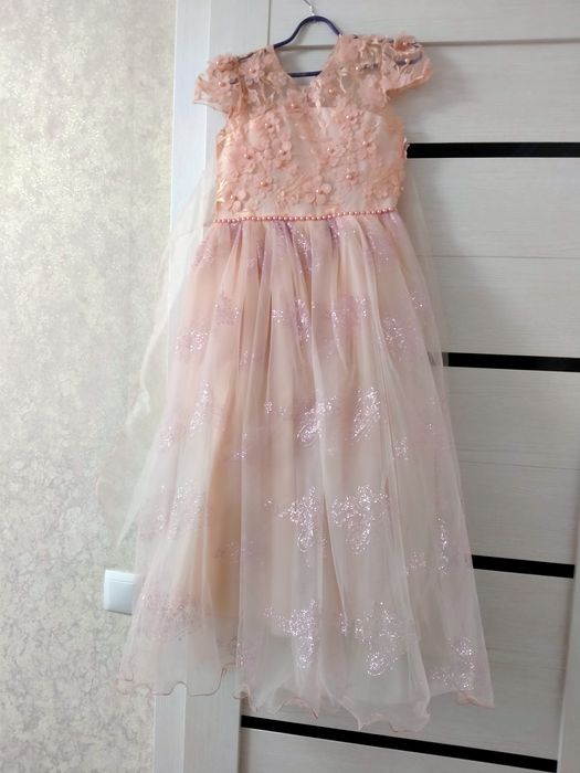 Платье для девочки на выпускной