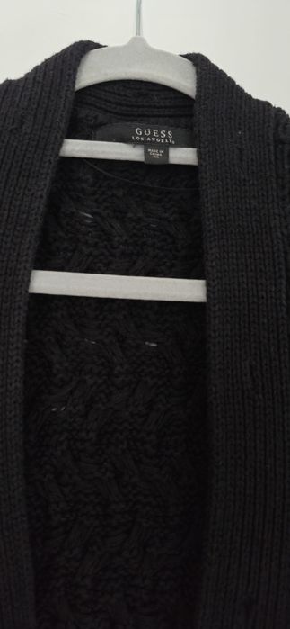 Велурено яке Zara, жилетка Guess, Peak