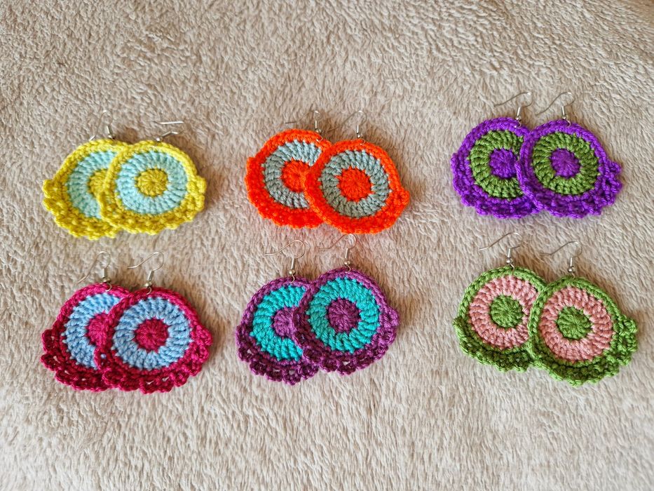 Ръчно изплетени обеци