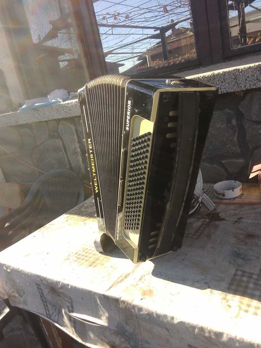 Акордеон велтмеистер