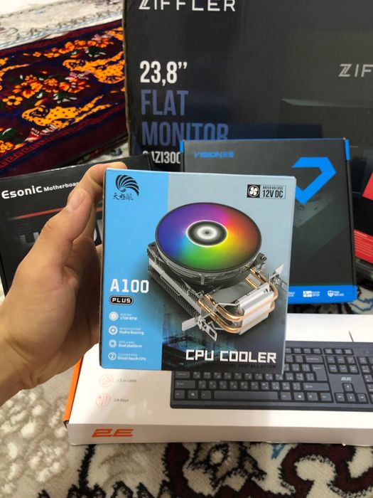 Srochna kampyuter sotiladi yap yangi terilgan