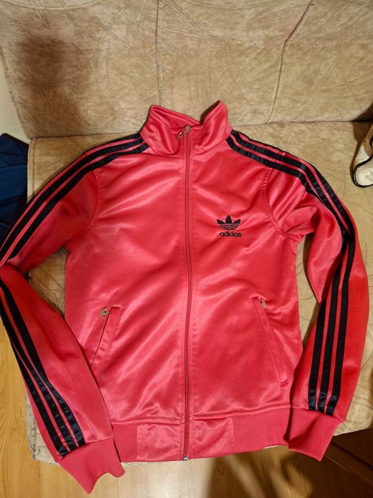 Дамско спортно горнище Adidas