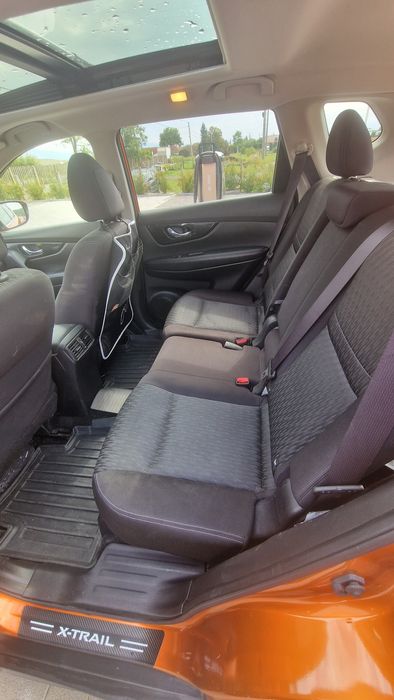 Nissan X - Trail