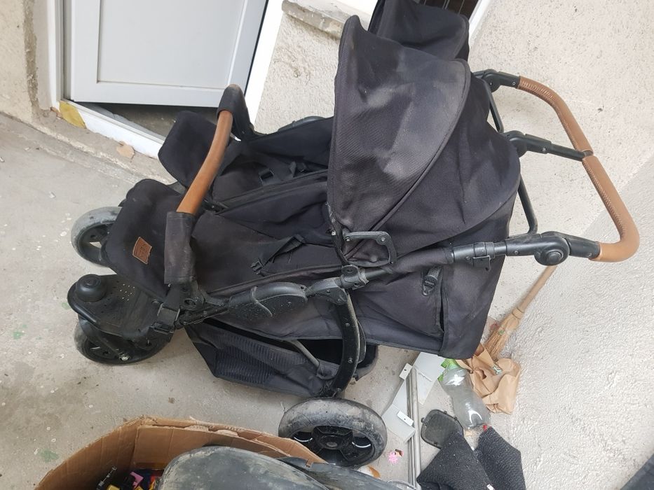 Carut gemeni marca Kees