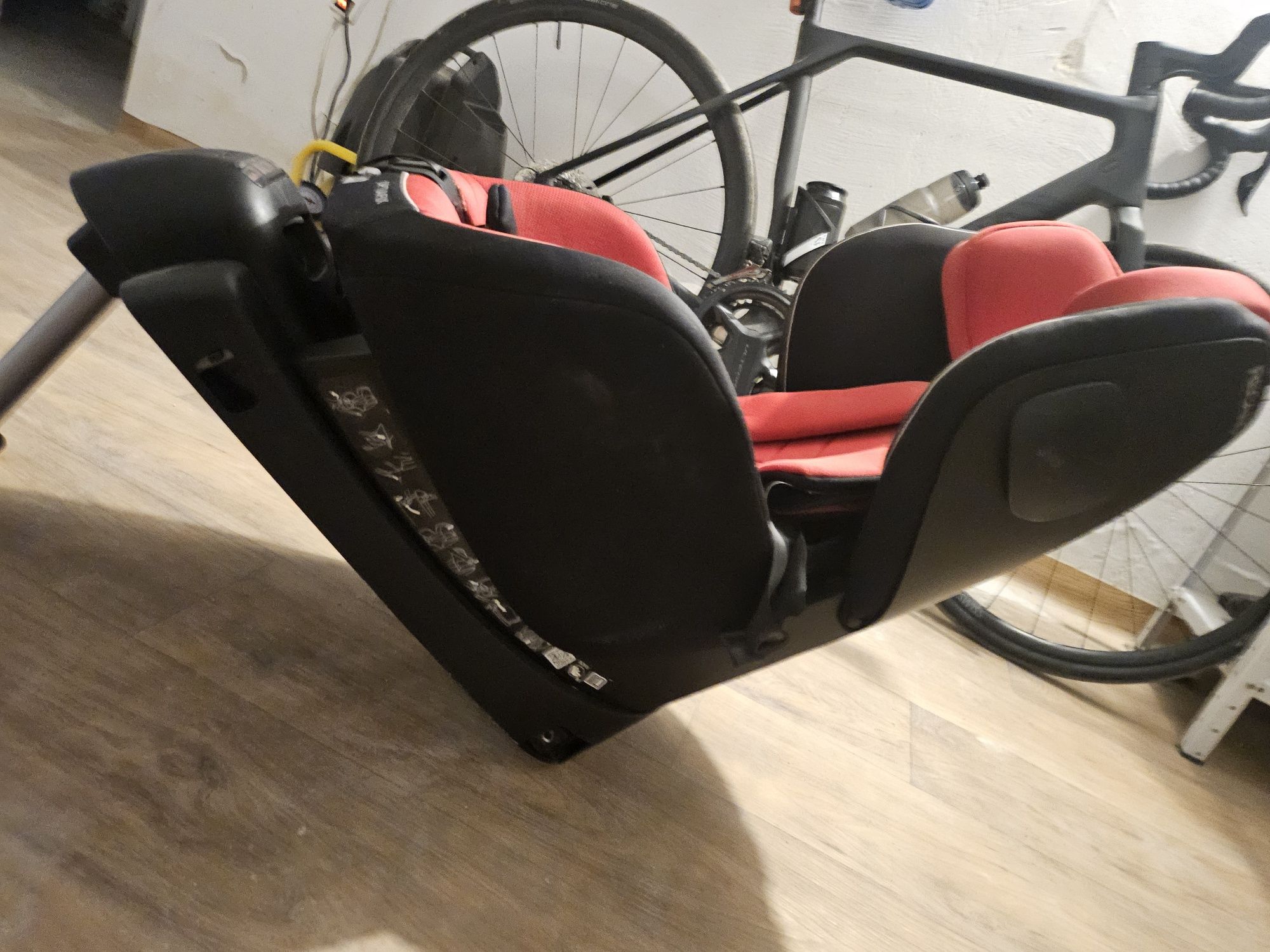 Детско столче за кола Recaro optiafix