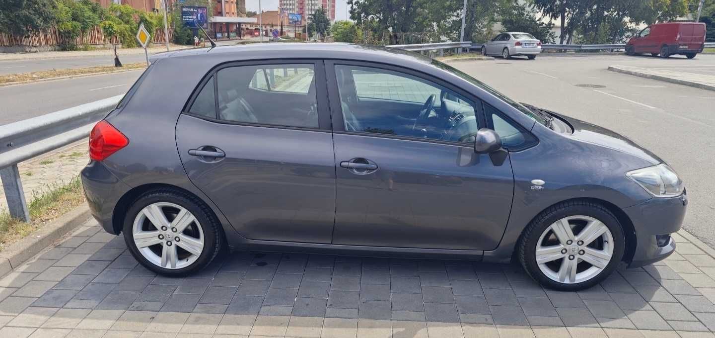 Toyota Auris 2.2 D-CAT 177hp