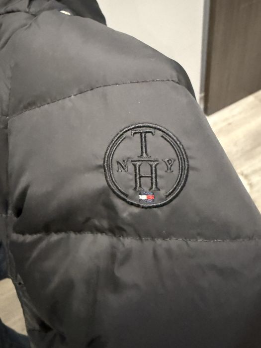 Зимно яке Tommy hilffiger xs