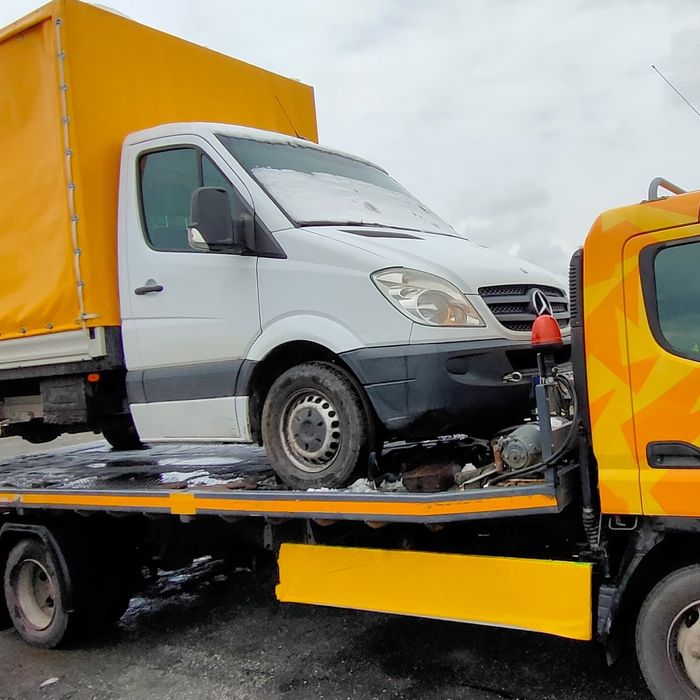 Tractari Auto non stop Asistenta Rutiera , deblocări usi