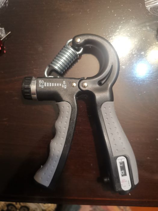 Flexor antebrat reglabil