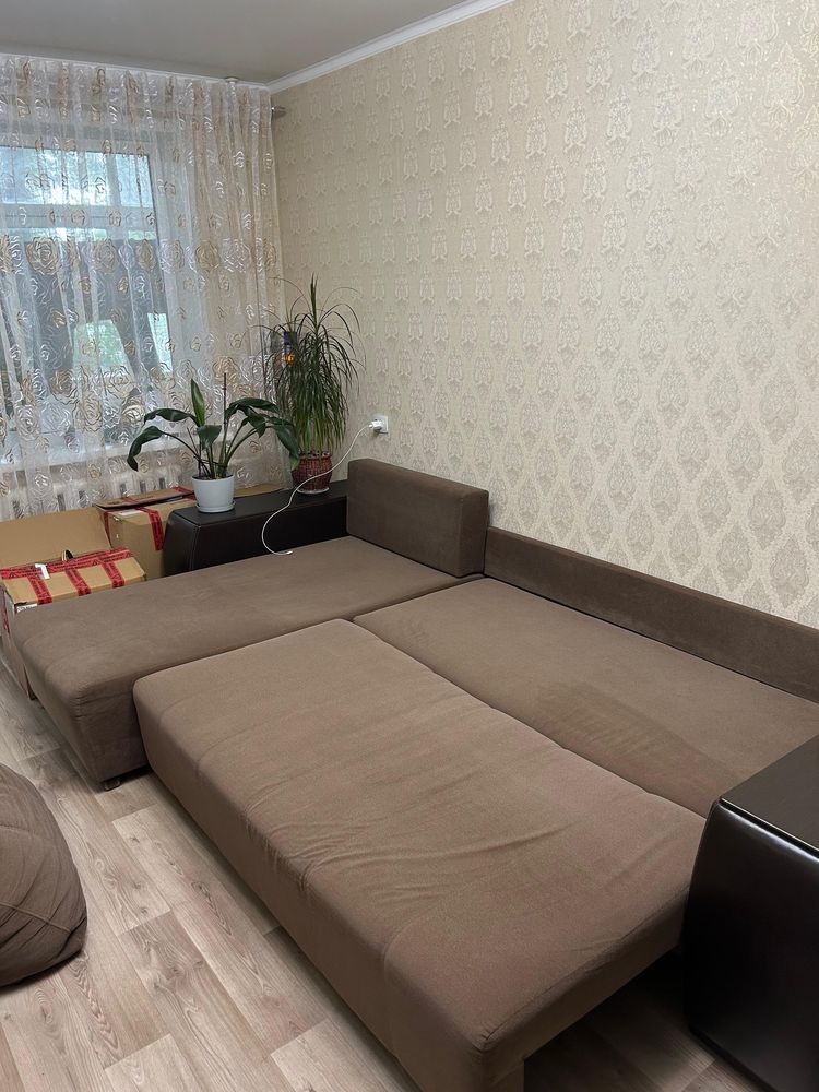 Продам диван в хорошем состоянии