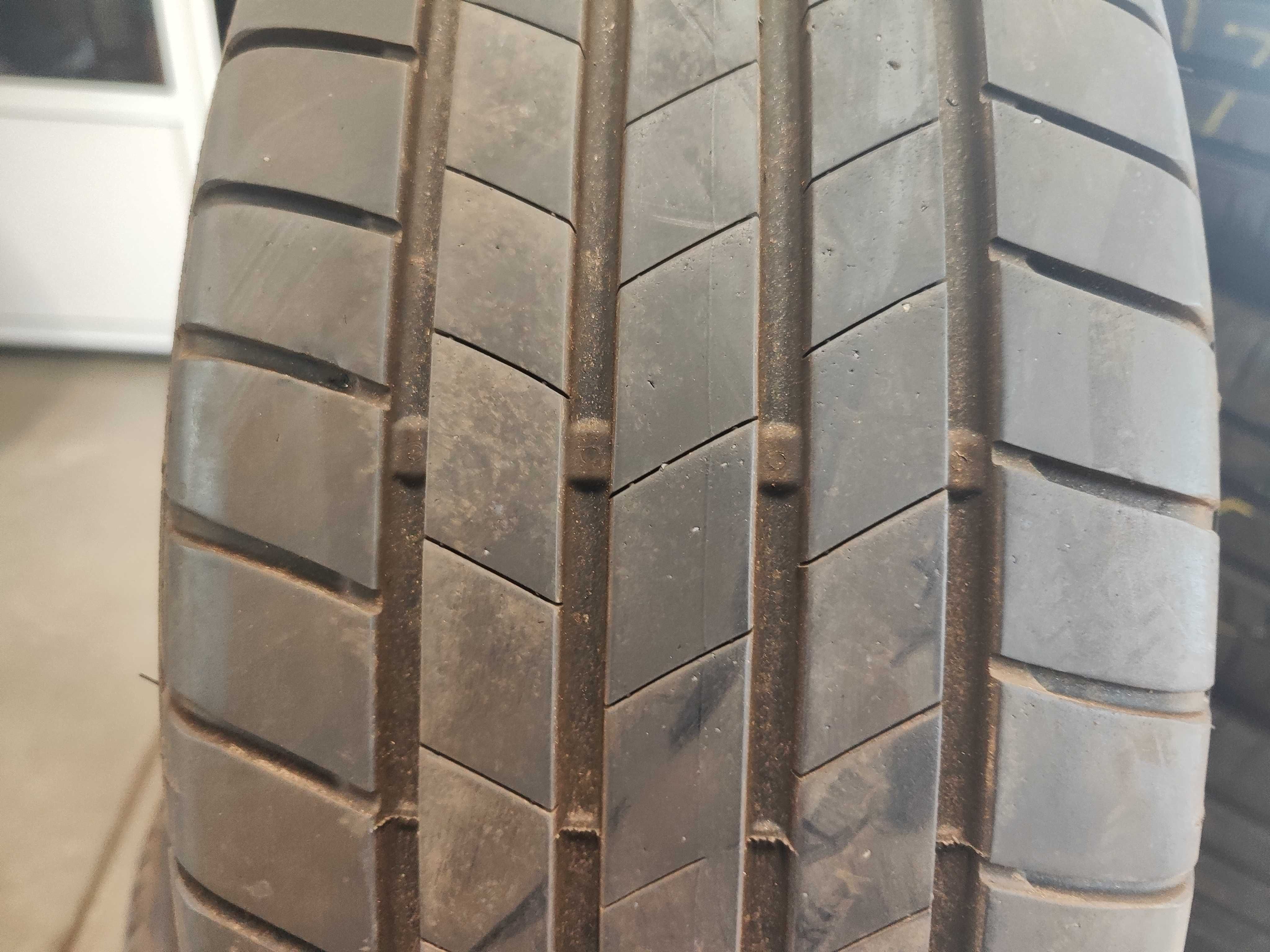 2бр.летни гуми 215/60/17 Bridgestone